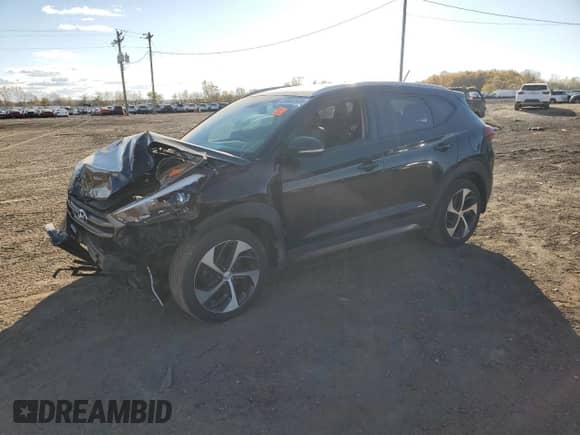 2016 Hyundai Tucson Sport z VIN KM8J3CA22GU260055, wystawiony jako Copart lot #89866935 z przebiegiem Nie podano mil oraz Czysty tytuł • Clean title. Historia ofert i sprzedaży dostępna na DreamBid. Obrazek 1.