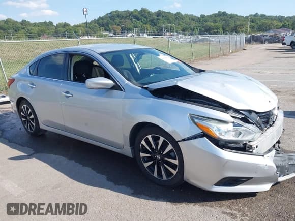 ✅ 2018 Nissan Altima S • VIN: 1N4AL3AP3JC122916 • Lot: 43114139. Listed on IAAI with Not provided. Free auction sales archive from the USA and detailed vehicle history report at DreamBid. Image 13.