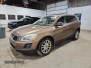 ✅ 2010 Volvo XC60 3.0T • VIN: YV4992DZ0A2019815 • Lot: 85406385. Listed on Copart with 216,486 mi. Free auction sales archive from the USA and detailed vehicle history report at DreamBid. Image 1.
