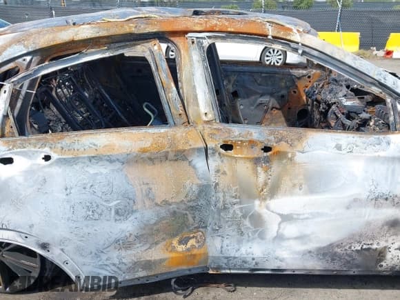 ✅ 2022 Infiniti QX55 Luxe • VIN: 3PCAJ5J39NF103529 • Lot: 42015026. Wystawiony na IAAI z przebiegiem Nie podano. Bezpłatny archiwum sprzedaży aukcyjnych z USA i szczegółowy raport historii pojazdu na DreamBid. Zdjęcie 12.