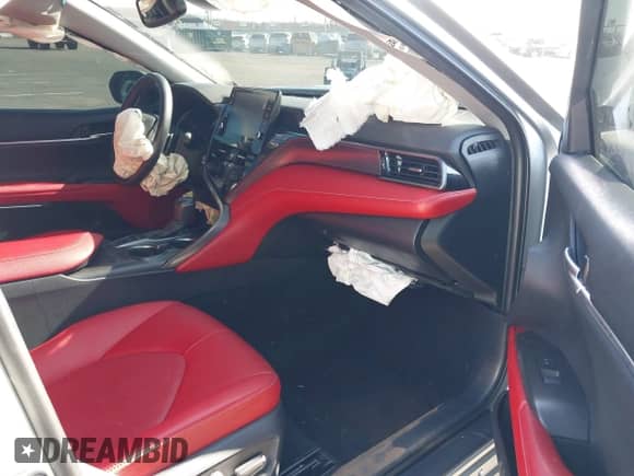 2021 Toyota Camry XSE с VIN 4T1K61BKXMU037756, выставлен на аукционе IAAI как лот 41828764 с пробегом 17 565 миль миль и . История ставок и продаж доступна на DreamBid. Изображение 5.