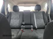 ✅ 2015 Nissan Rogue S • VIN: 5N1AT2MT9FC901477 • Lot: 68251365. Wystawiony na Copart z przebiegiem 71 196 mil. Bezpłatny archiwum sprzedaży aukcyjnych z USA i szczegółowy raport historii pojazdu na DreamBid. Zdjęcie 10.