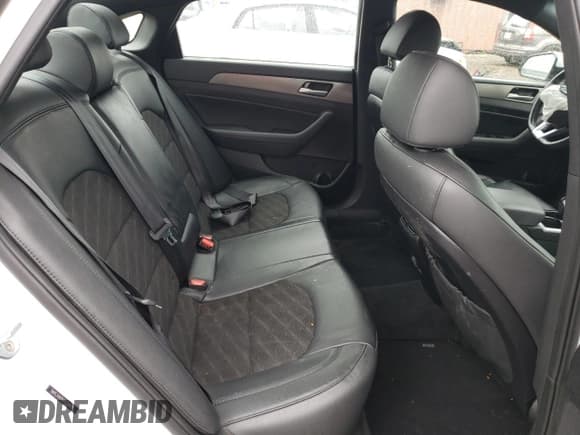 ✅ 2018 Hyundai Sonata Limited • VIN: 5NPE34AF9JH720621 • Lot: 50451193. Listed on Copart with Not provided. Free auction sales archive from the USA and detailed vehicle history report at DreamBid. Image 10.