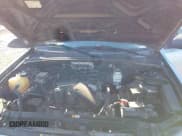 ✅ 2008 Mercury Mariner • VIN: 4M2CU81178KJ00985 • Lot: 43513743. Wystawiony na IAAI z przebiegiem 117 693 mil. Bezpłatny archiwum sprzedaży aukcyjnych z USA i szczegółowy raport historii pojazdu na DreamBid. Zdjęcie 10.