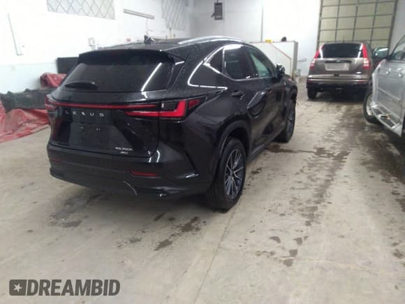 ✅ 2024 Lexus NX 350h • VIN: 2T2AKCEZ0RC018276 • Lot: 41717861. Wystawiony na IAAI z przebiegiem 32 536 mil. Bezpłatny archiwum sprzedaży aukcyjnych z USA i szczegółowy raport historii pojazdu na DreamBid. Zdjęcie 4.