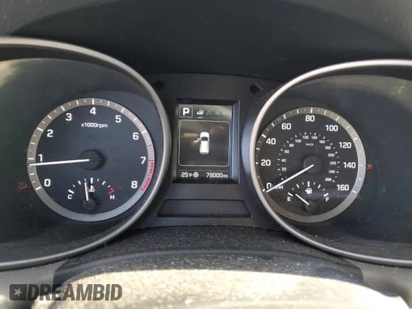 ✅ 2017 Hyundai Santa Fe 2.4L • VIN: 5XYZT3LB2HG394376 • Lot: 69557252. Wystawiony na Copart z przebiegiem 79 000 mil. Bezpłatny archiwum sprzedaży aukcyjnych z USA i szczegółowy raport historii pojazdu na DreamBid. Zdjęcie 9.