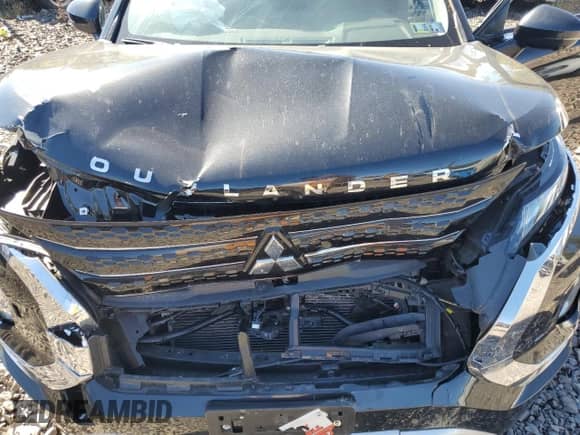 2024 Mitsubishi Outlander SE с VIN JA4J4VA87RZ058328, выставлен на аукционе Copart как лот 82343145 с пробегом 14 992 миль миль и Списание • Salvage title. История ставок и продаж доступна на DreamBid. Изображение 12.