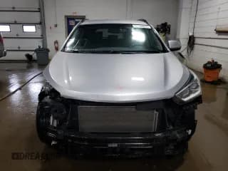 ✅ 2017 Hyundai Santa Fe SE • VIN: KM8SMDHF4HU255182 • Лот: 67348674. Опубликован ранее на Copart с пробегом 71 918 миль. Бесплатный доступ к архиву аукционных продаж из США и подробный отчёт об истории автомобиля на DreamBid. Изображение 5.