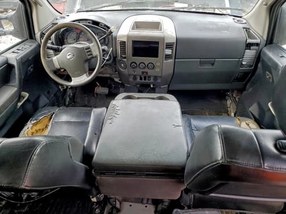 ✅ 2007 Nissan Titan XE • VIN: 1N6AA07A07N208230 • Lot: 95898085. Listed on Copart with 170,954 mi. Free auction sales archive from the USA and detailed vehicle history report at DreamBid. Image 8.