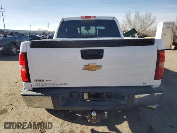 ✅ 2011 Chevrolet Silverado 1500 Xtra Fuel Economy • VIN: 3GCPCSE37BG360806 • Lot: 47144065. Listed on Copart with 167,343 mi. Free auction sales archive from the USA and detailed vehicle history report at DreamBid. Image 6.