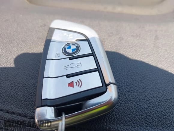 ✅ 2017 BMW 5 Series 540i • VIN: WBAJE5C33HG916941 • Лот: 42504534. Опубликован ранее на IAAI с пробегом 115 127 миль. Бесплатный доступ к архиву аукционных продаж из США и подробный отчёт об истории автомобиля на DreamBid. Изображение 11.