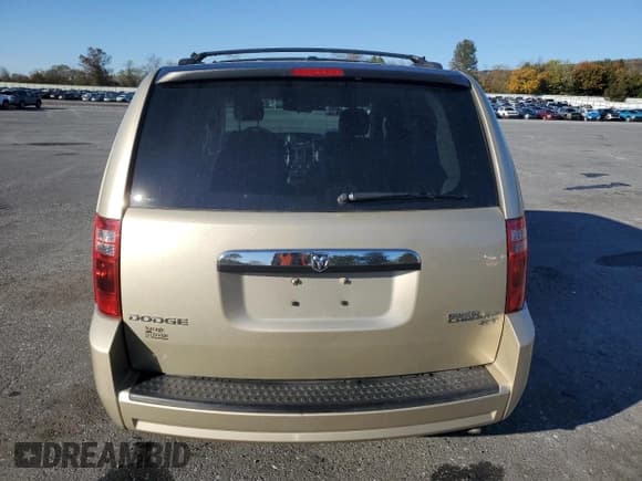 ✅ 2010 Dodge Grand Caravan SXT • VIN: 2D4RN5D1XAR282442 • Lot: 90045935. Wystawiony na Copart z przebiegiem 85 012 mil. Bezpłatny archiwum sprzedaży aukcyjnych z USA i szczegółowy raport historii pojazdu na DreamBid. Zdjęcie 6.