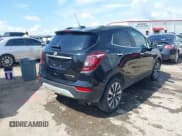 ✅ 2022 Buick Encore Preferred • VIN: KL4CJESM4NB517010 • Lot: 42482268. Wystawiony na IAAI z przebiegiem 70 348 mil. Bezpłatny archiwum sprzedaży aukcyjnych z USA i szczegółowy raport historii pojazdu na DreamBid. Zdjęcie 4.