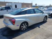 ✅ 2019 Toyota Mirai • VIN: JTDBVRBD8KA006298 • Лот: 43098290. Опубликован ранее на IAAI с пробегом 30 439 миль. Бесплатный доступ к архиву аукционных продаж из США и подробный отчёт об истории автомобиля на DreamBid. Изображение 4.