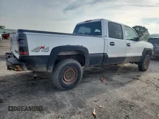 ✅ 2004 Chevrolet Silverado 2500 LS • VIN: 1GCGK23U54F156878 • Lot: 64216805. Wystawiony na Copart z przebiegiem 202 263 mil. Bezpłatny archiwum sprzedaży aukcyjnych z USA i szczegółowy raport historii pojazdu na DreamBid. Zdjęcie 3.