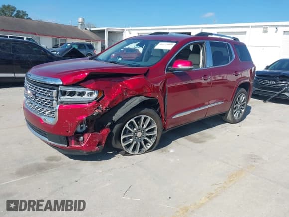 ✅ 2021 GMC Acadia Denali • VIN: 1GKKNPLS0MZ217134 • Lot: 41475069. Wystawiony na IAAI z przebiegiem 47 130 mil. Bezpłatny archiwum sprzedaży aukcyjnych z USA i szczegółowy raport historii pojazdu na DreamBid. Zdjęcie 18.