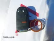 ✅ 2018 Jeep Compass Latitude • VIN: 3C4NJCBB6JT356136 • Lot: 43597676. Wystawiony na IAAI z przebiegiem 109 298 mil. Bezpłatny archiwum sprzedaży aukcyjnych z USA i szczegółowy raport historii pojazdu na DreamBid. Zdjęcie 9.