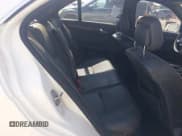 ✅ 2010 Mercedes-Benz C 300 Sport • VIN: WDDGF5EBXAR099725 • Lot: 43175127. Listed on IAAI with Not provided. Free auction sales archive from the USA and detailed vehicle history report at DreamBid. Image 8.