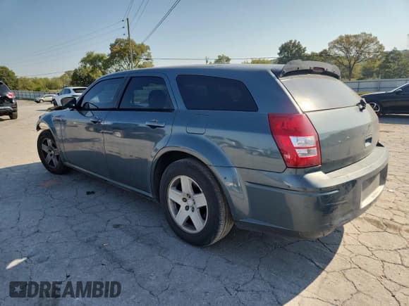 ✅ 2005 Dodge Magnum SE • VIN: 2D4FV48V35H570230 • Lot: 80493115. Wystawiony na Copart z przebiegiem 211 589 mil. Bezpłatny archiwum sprzedaży aukcyjnych z USA i szczegółowy raport historii pojazdu na DreamBid. Zdjęcie 2.