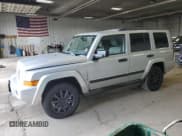 ✅ 2006 Jeep Commander • VIN: 1J8HG48K66C226006 • Lot: 70297795. Wystawiony na Copart z przebiegiem 212 837 mil. Bezpłatny archiwum sprzedaży aukcyjnych z USA i szczegółowy raport historii pojazdu na DreamBid. Zdjęcie 1.