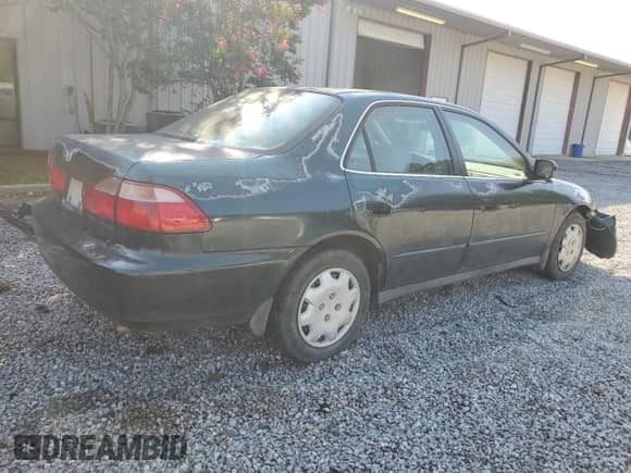 1999 Honda Accord LX z VIN 1HGCG5642XA163173, wystawiony jako Copart lot #81149825 z przebiegiem 200 390 mil mil oraz Szkoda całkowita • Salvage title. Historia ofert i sprzedaży dostępna na DreamBid. Obrazek 3.