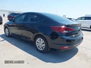 ✅ 2019 Hyundai Elantra SE • VIN: 5NPD74LF0KH431478 • Lot: 43027568. Listed on IAAI with 163,744 mi. Free auction sales archive from the USA and detailed vehicle history report at DreamBid. Image 3.