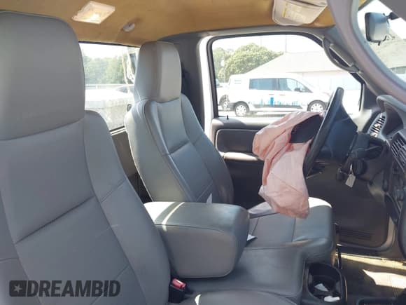✅ 2005 Ford Ranger XL • VIN: 1FTYR10U45PA64770 • Lot: 43219308. Listed on IAAI with 68,836 mi. Free auction sales archive from the USA and detailed vehicle history report at DreamBid. Image 8.
