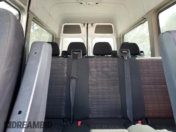 ✅ 2015 Mercedes-Benz Sprinter Passenger • VIN: WDZPE7CC0F5994594 • Lot: 74563654. Wystawiony na Copart z przebiegiem 187 823 mil. Bezpłatny archiwum sprzedaży aukcyjnych z USA i szczegółowy raport historii pojazdu na DreamBid. Zdjęcie 10.