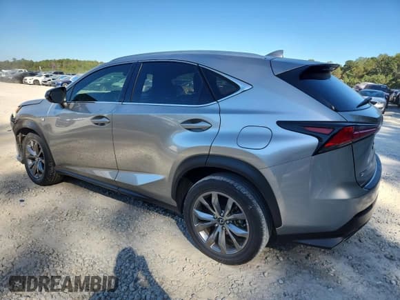 ✅ 2020 Lexus NX 300 F Sport • VIN: JTJJARBZXL5006409 • Лот: 86744705. Опубликован ранее на Copart с пробегом 61 942 миль. Бесплатный доступ к архиву аукционных продаж из США и подробный отчёт об истории автомобиля на DreamBid. Изображение 2.