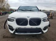 ✅ 2018 BMW X3 xDrive30i • VIN: 5UXTR9C54JLC72678 • Лот: 92483405. Опубликован ранее на Copart с пробегом 72 321 миль. Бесплатный доступ к архиву аукционных продаж из США и подробный отчёт об истории автомобиля на DreamBid. Изображение 5.
