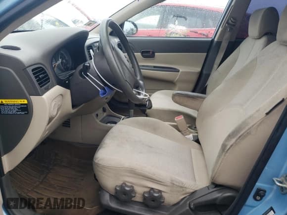 ✅ 2008 Hyundai Accent GLS • VIN: KMHCN46C28U260097 • Лот: 61122514. Опубликован ранее на Copart с пробегом 153 841 миль. Бесплатный доступ к архиву аукционных продаж из США и подробный отчёт об истории автомобиля на DreamBid. Изображение 7.