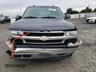 ✅ 2005 Chevrolet Suburban LT • VIN: 3GNEC16Z75G214521 • Lot: 74326684. Wystawiony na Copart z przebiegiem 156 387 mil. Bezpłatny archiwum sprzedaży aukcyjnych z USA i szczegółowy raport historii pojazdu na DreamBid. Zdjęcie 5.