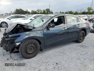 2015 Nissan Altima S z VIN 1N4AL3AP7FC452193, wystawiony jako Copart lot #82082265 z przebiegiem Nie podano mil oraz Szkoda całkowita • Salvage title. Historia ofert i sprzedaży dostępna na DreamBid. Obrazek 1.