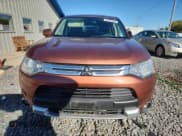 ✅ 2015 Mitsubishi Outlander SE • VIN: JA4AZ3A33FZ011352 • Лот: 82452795. Опубликован ранее на Copart с пробегом Не указан. Бесплатный доступ к архиву аукционных продаж из США и подробный отчёт об истории автомобиля на DreamBid. Изображение 5.