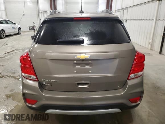 ✅ 2022 Chevrolet Trax LT • VIN: KL7CJPSM8NB528610 • Lot: 81335315. Listed on Copart with 53,020 mi. Free auction sales archive from the USA and detailed vehicle history report at DreamBid. Image 6.