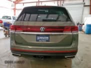 ✅ 2025 Volkswagen Atlas SE • VIN: 1V2WR2CA8SC544990 • Lot: 80464185. Wystawiony na Copart z przebiegiem 1 755 mil. Bezpłatny archiwum sprzedaży aukcyjnych z USA i szczegółowy raport historii pojazdu na DreamBid. Zdjęcie 6.