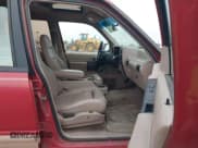 ✅ 1992 Ford Explorer Eddie Bauer • VIN: 1FMDU34X2NUA55172 • Lot: 43221376. Listed on IAAI with 84,941 mi. Free auction sales archive from the USA and detailed vehicle history report at DreamBid. Image 5.