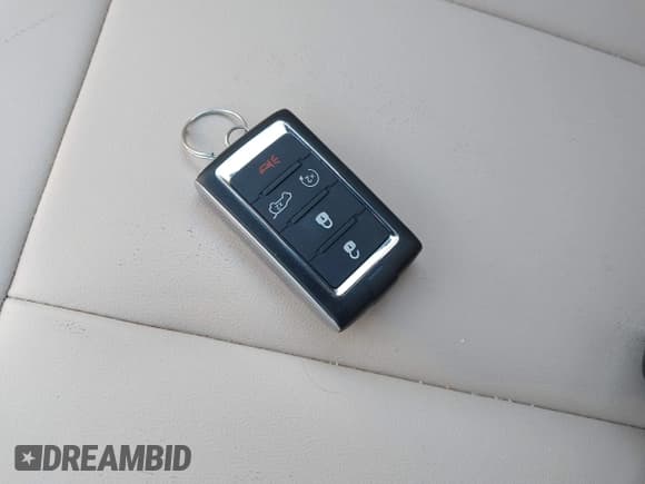 ✅ 2023 Jeep Grand Cherokee Limited • VIN: 1C4RJKBG6P8852746 • Lot: 42572515. Listed on IAAI with 52,503 mi. Free auction sales archive from the USA and detailed vehicle history report at DreamBid. Image 11.