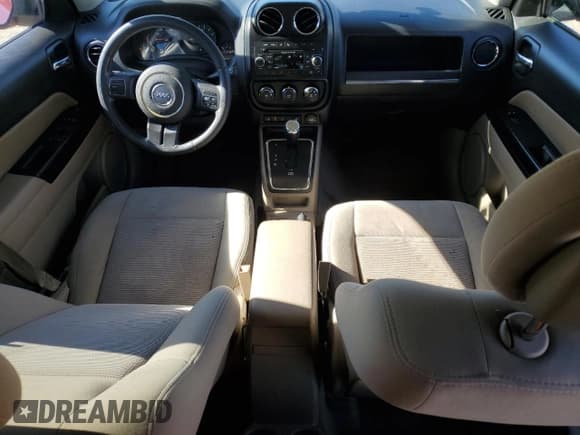 ✅ 2013 Jeep Patriot Latitude • VIN: 1C4NJPFBXDD205439 • Lot: 89439055. Listed on Copart with 73,232 mi. Free auction sales archive from the USA and detailed vehicle history report at DreamBid. Image 8.