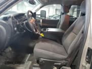 ✅ 2007 Chevrolet Silverado 2500HD Work Truck • VIN: 1GCHK29K87E506699 • Лот: 65772784. Опубликован ранее на Copart с пробегом 161 536 миль. Бесплатный доступ к архиву аукционных продаж из США и подробный отчёт об истории автомобиля на DreamBid. Изображение 7.