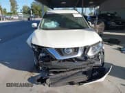 ✅ 2018 Nissan Rogue SL • VIN: 5N1AT2MT1JC848119 • Лот: 43620673. Опубликован ранее на IAAI с пробегом 59 729 миль. Бесплатный доступ к архиву аукционных продаж из США и подробный отчёт об истории автомобиля на DreamBid. Изображение 13.