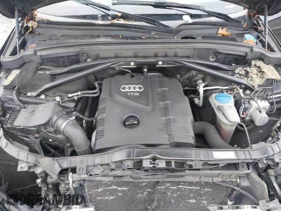 ✅ 2015 Audi Q5 Premium Plus • VIN: WA1LFAFP9FA040354 • Lot: 43666042. Wystawiony na IAAI z przebiegiem 115 867 mil. Bezpłatny archiwum sprzedaży aukcyjnych z USA i szczegółowy raport historii pojazdu na DreamBid. Zdjęcie 10.