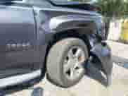 2015 Chevrolet Tahoe LT z VIN 1GNSCBKC3FR649211, wystawiony jako IAAI lot #43260542 z przebiegiem 88 436 mil mil oraz . Historia ofert i sprzedaży dostępna na DreamBid. Obrazek 6.