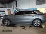 ✅ 2019 Audi Q8 Premium Plus • VIN: WA1BVAF10KD010002 • Lot: 42326499. Wystawiony na IAAI z przebiegiem 68 585 mil. Bezpłatny archiwum sprzedaży aukcyjnych z USA i szczegółowy raport historii pojazdu na DreamBid. Zdjęcie 14.