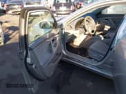 ✅ 2011 Toyota Camry LE • VIN: 4T1BF3EK3BU700086 • Лот: 43800161. Опубликован ранее на IAAI с пробегом 236 409 миль. Бесплатный доступ к архиву аукционных продаж из США и подробный отчёт об истории автомобиля на DreamBid. Изображение 5.