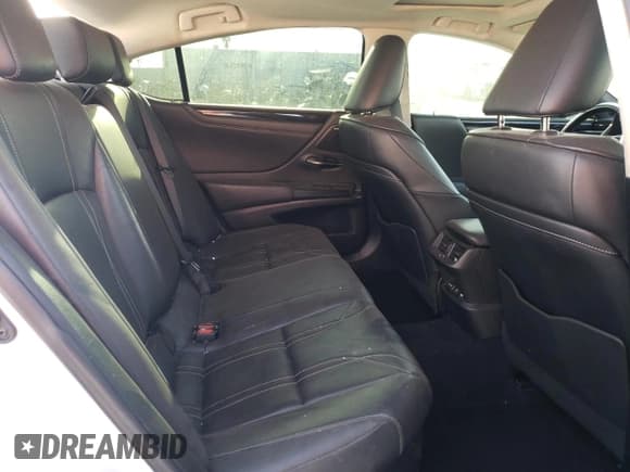 ✅ 2021 Lexus ES 300h Luxury • VIN: 58AEA1C11MU012688 • Lot: 89016795. Wystawiony na Copart z przebiegiem 123 574 mil. Bezpłatny archiwum sprzedaży aukcyjnych z USA i szczegółowy raport historii pojazdu na DreamBid. Zdjęcie 11.