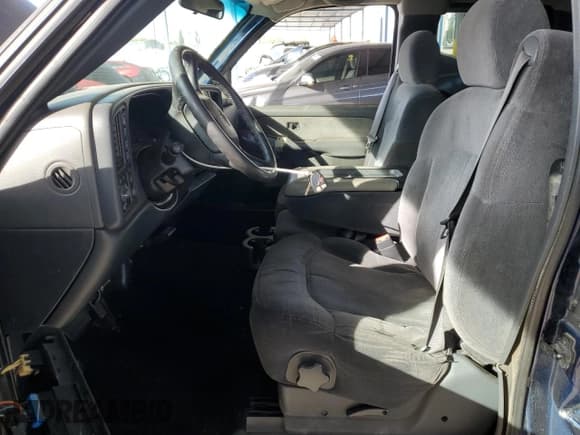 ✅ 2002 Chevrolet Silverado 1500 LS • VIN: 1GCEK19T92E239779 • Лот: 86126465. Опубликован ранее на Copart с пробегом 231 003 миль. Бесплатный доступ к архиву аукционных продаж из США и подробный отчёт об истории автомобиля на DreamBid. Изображение 7.