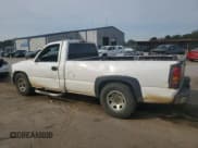 ✅ 2006 GMC Sierra 1500 Work Truck • VIN: 3GTEC14V66G145511 • Лот: 50594125. Опубликован ранее на Copart с пробегом 413 656 миль. Бесплатный доступ к архиву аукционных продаж из США и подробный отчёт об истории автомобиля на DreamBid. Изображение 2.