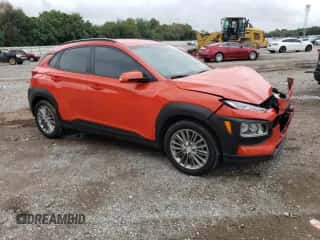 ✅ 2020 Hyundai Kona SEL • VIN: KM8K22AA8LU399884 • Lot: 67415603. Wystawiony na Copart z przebiegiem 31 763 mil mil. Skorzystaj z bezpłatnego archiwum sprzedaży aukcyjnych z USA i zobacz szczegółowy raport historii pojazdu na DreamBid. Zdjęcie 4.