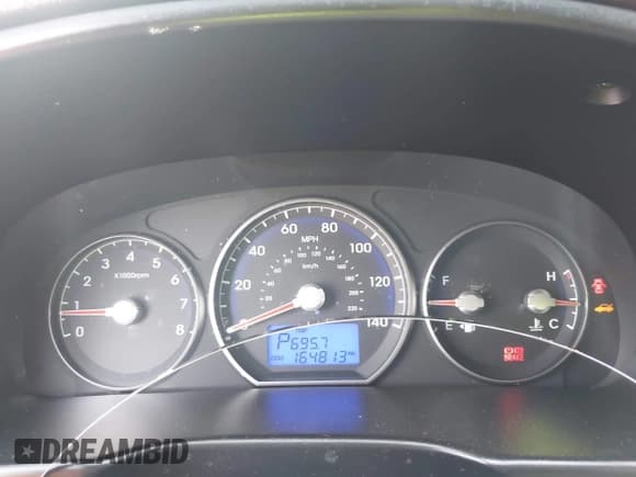 ✅ 2012 Hyundai Santa Fe GLS • VIN: 5XYZGDAG2CG144556 • Lot: 42596221. Listed on IAAI with 164,813 mi. Free auction sales archive from the USA and detailed vehicle history report at DreamBid. Image 15.